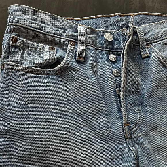 501 LEVIS - Picture 7 of 10